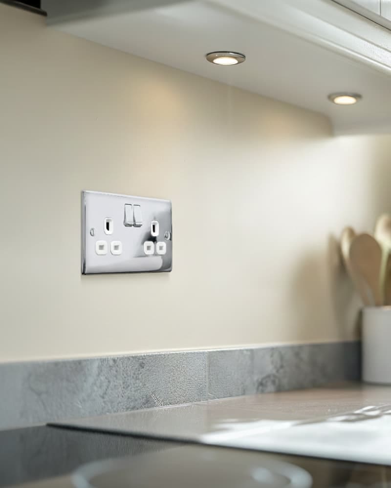 maxas electrical plugs